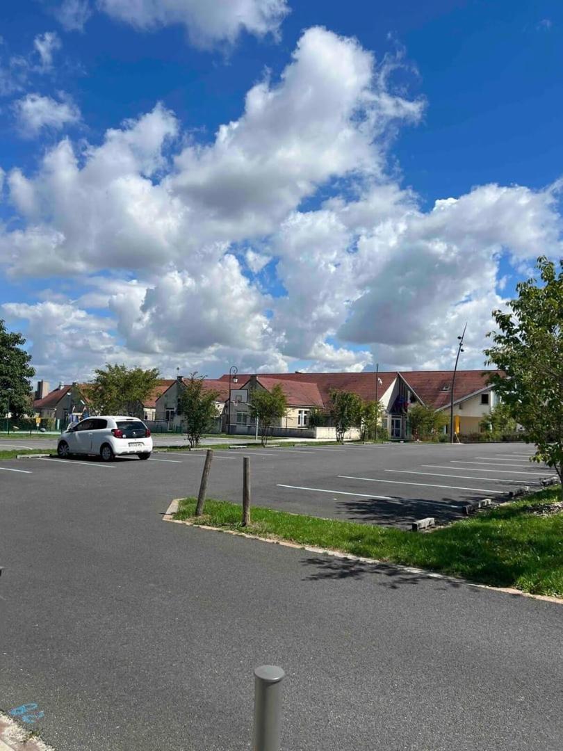 Studio Disneyland En 10 Min Paris 30 Min Montevrain Ngoại thất bức ảnh